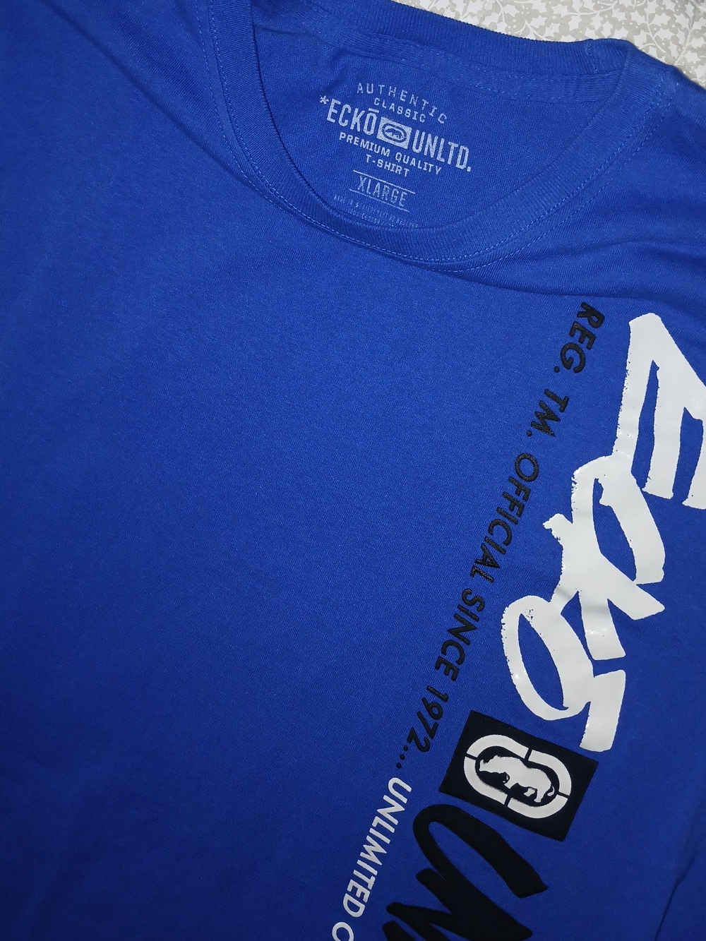 Ecko Unlimited Men’s VTG Y2K Crew Neck Graphic T-Shirt  Royal Blue Textured Logo